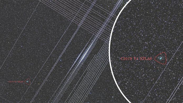 Takto vypadá nebe pokryté družicemi Starlink. Astronomové zuří!