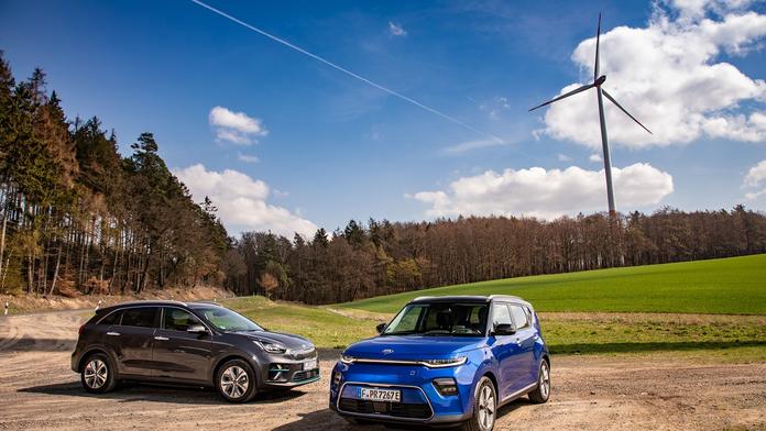 Kia pouští na český trh dva nové elektromobily. Nevyjdou pod milion