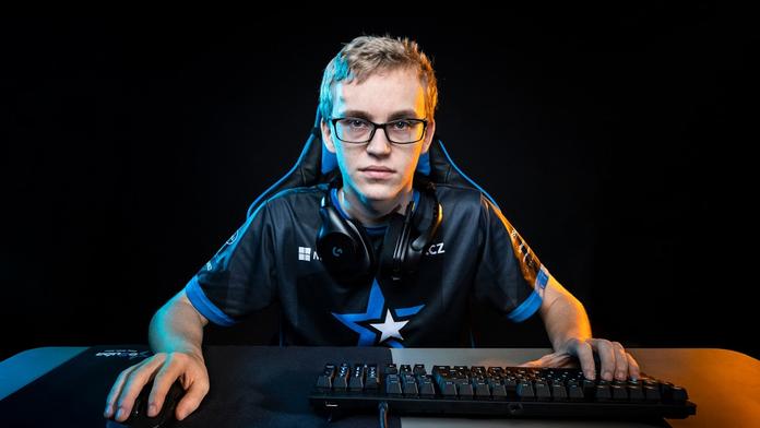 CZC.eSuba se ukáže v hlavní fázi EU Masters. V cestě stojí hvězdné týmy