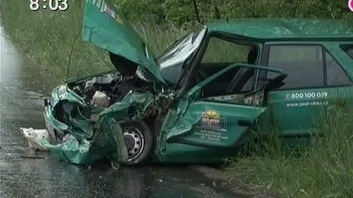 Pomáhal zraněnému u nehody, ten mu ukradl auto