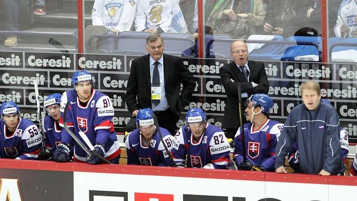 Slovenští europoslanci se pustili do českého kouče Vůjtka. Diskriminuje Šatana!