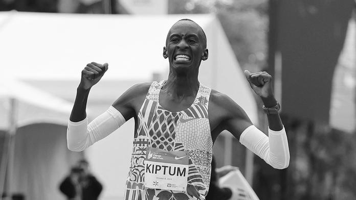 Světový rekordman v maratonu Kiptum a jeho trenér zahynuli při autonehodě