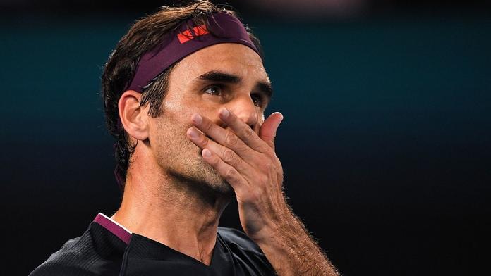 Federer utekl z lopaty! Domácímu hrdinovi přitom stačilo uhrát dva míče
