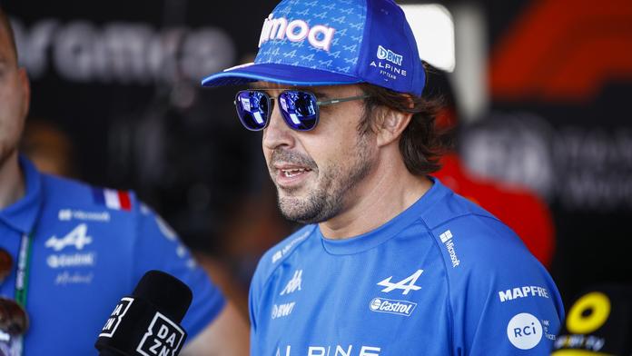 Alonso je nejdéle závodícím jezdcem F1. Překonal rekord Schumachera