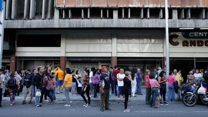 Venezuelu zasáhlo velmi silné zemětřesení o síle 7,3 stupně!