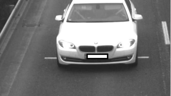 Policisté překvalifikovali loupež ve Zličíně na pokus vraždy, teď pátrají po vrazích