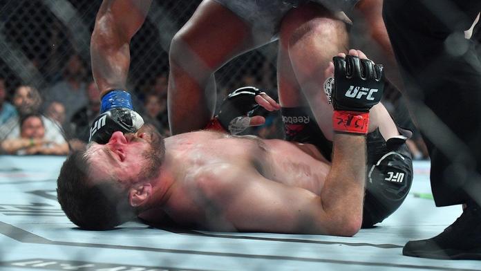 Cormier si splnil sen: Poslal k zemi Stipeho, už je jako McGregor!