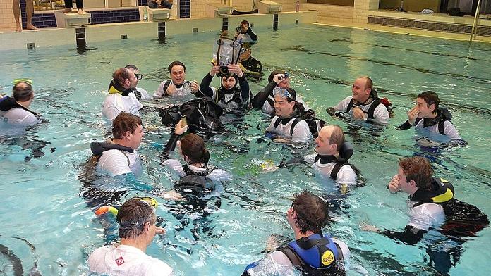 Sportovní potápěči z Pelhřimova překonali světový rekord