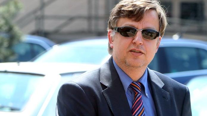 Insolvenčního správce Sazky Cupku PŘEJELO AUTO! Byla to nehoda?