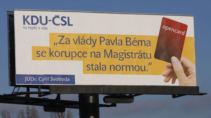 Svoboda vyhlásil válku Bémovi. Munici si prý platí sám