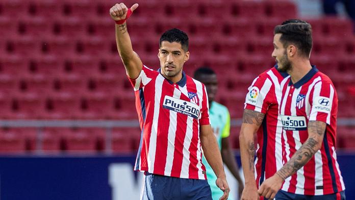 Atlético spasil Suaréz a vrátil jej do čela, Barcelona vydřela výhru v Huesce