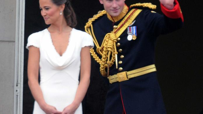 Kate je přistihla v koupelně! Princ Harry a Pippa jsou spolu