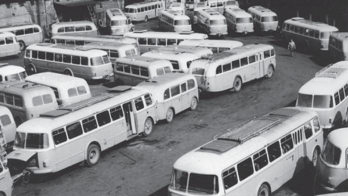 Podívejte se na 60 let autobusového nádraží na Florenci