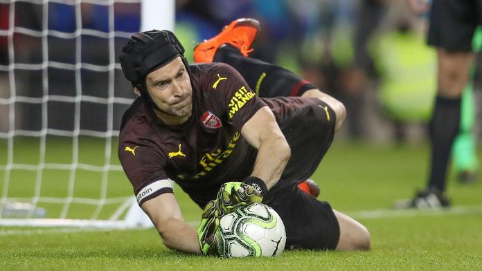 A pak, že je neumí! Čech vychytal proti Chelsea dvě penalty
