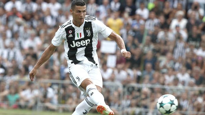 VIDEO: Ronaldo poprvé skóroval za Juventus! Gól rozjásal davy