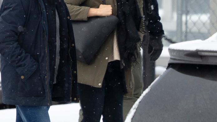 Vévodkyně Meghan v Kanadě pookřála, znovu se usmívá