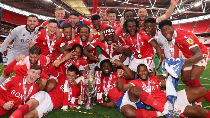 Dvojnásobný vítěz Ligy mistrů je zpátky, Premier League si zahraje po 23 letech