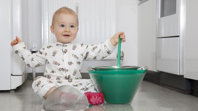 V Británii se narodilo zázračné dítě! Může za to rychlý porod, tvrdí maminka