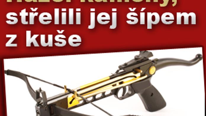 Házel kameny, střelili jej šípem z kuše!