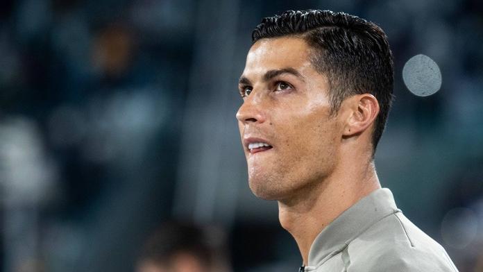 Průšvih Ronalda: Žena, kterou po sexu umlčel penězi, začala mluvit
