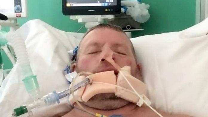 V kómatu strávil šest týdnů a rodina se s ním loučila. Zázračně se probral!