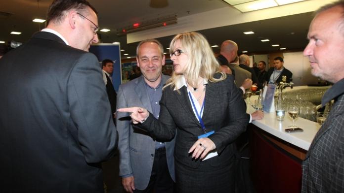 Plat Nečasovy pravé ruky Nagyové vyzradil Randák, jde po něm policie