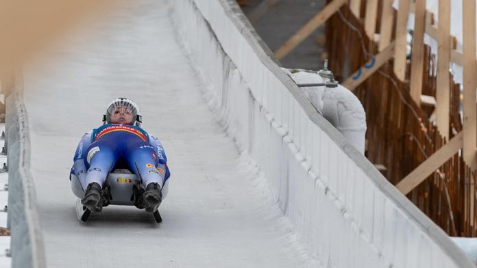 Jezdec na saních si vyzkoušel trať v Cortině D'ampezzo