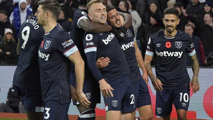 Součkův West Ham stoupá tabulkou, poradil si s Aston Villou