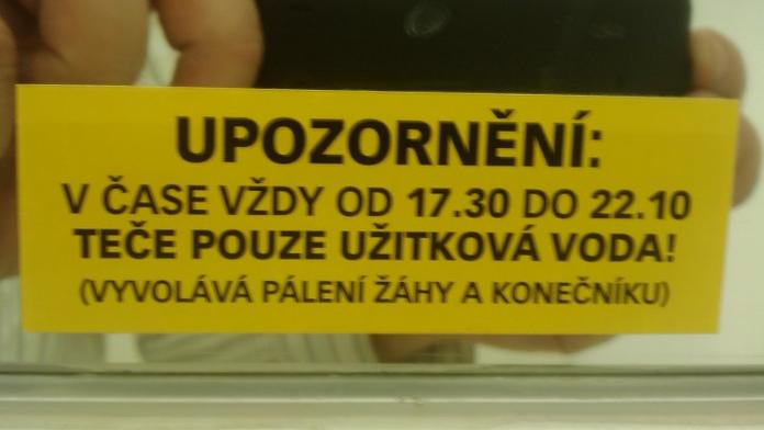 Kvůli žertu si začali lidé v Plzni převařovat vodu