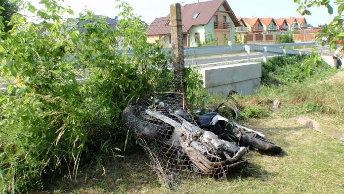 Další nehoda motorkáře! Podívejte se, jak dopadl