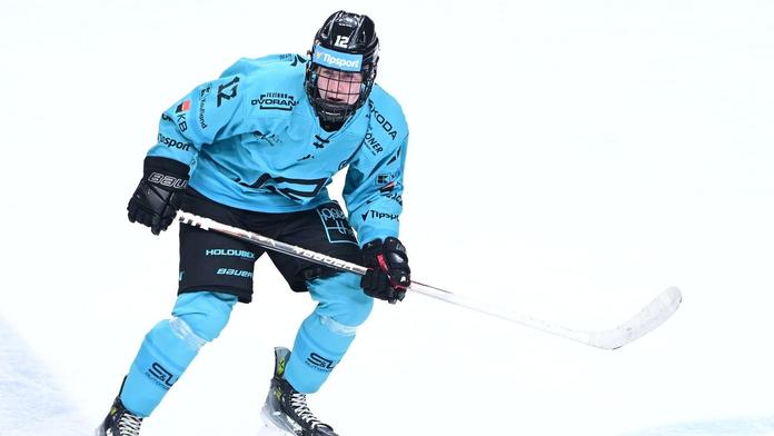 Šestnáctiletý Tomek dal další dva góly. Pardubice venku padly i potřetí