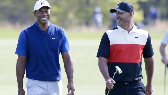 Tiger Woods dostal před The Open košem, rival má nečekanou výhodu