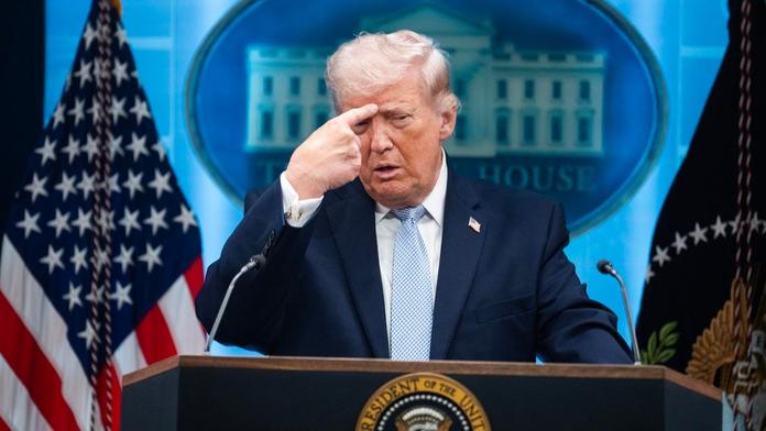 Trump na tom není dobře. Jeho zdravotní zpráva je alarmující