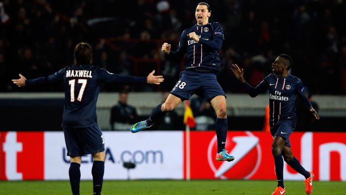 Ibra a spol. vydřeli remízu s Barcou, Bayern zaskočil Juventus
