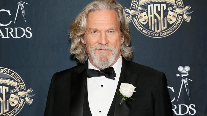 Dude z komedie Big Lebowski má rakovinu, začíná s náročnou léčbou