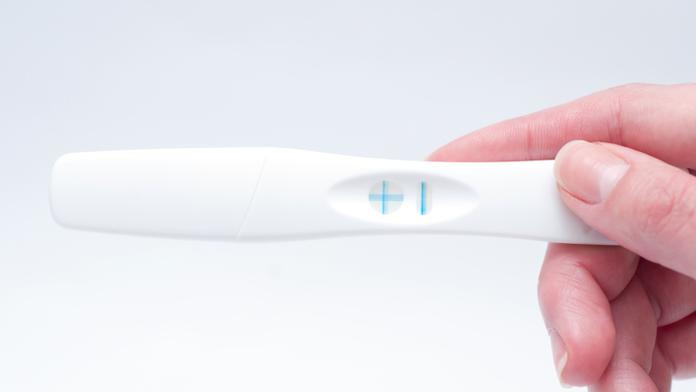 Muž si udělal těhotenský test, zachránilo mu to život! Jak to?