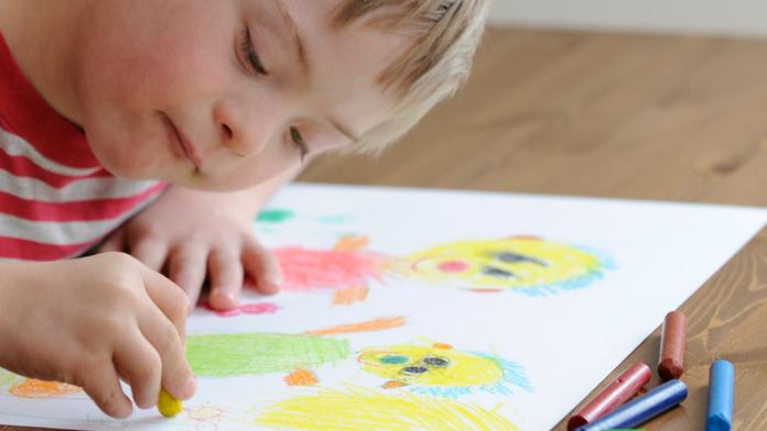 Ministr školství chce upravit inkluzi. Děti přijdou o asistenty, varuje spolek
