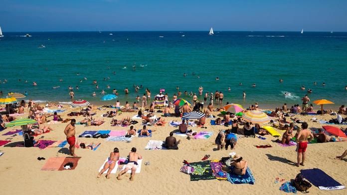 Pekelné horko. Na část Evropy se žene první vlna veder, teploty překročí 40 °C