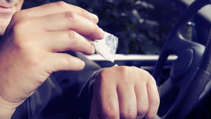 Drogy a řízení, ilustrační foto