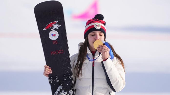 Maděrová vystoupila ze stínu Ledecké. Její přítel ukázal zamilovanou fotku