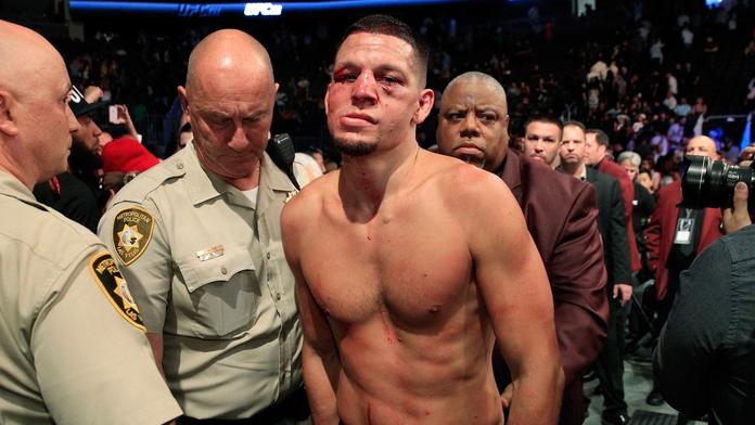 Bývalá hvězda UFC se porvala na ulici. Po zveřejnění videa se přihlásila policii