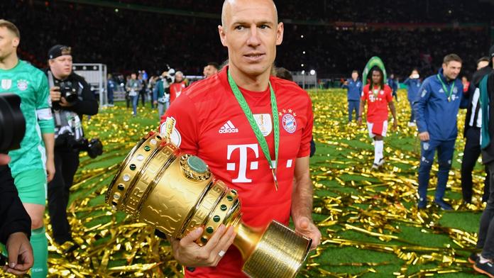 Fotbalový důchod se nekoná, šikula Robben si prodlouží kariéru