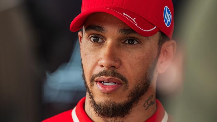 Hamilton po propadáku dělá změny. Vyhodil i důležitou ženu ze svého okolí