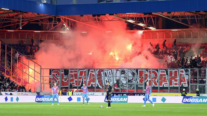 Slavia předčila Plzeň i v pokutách, za pyro zaplatí kluby přes 300 tisíc!