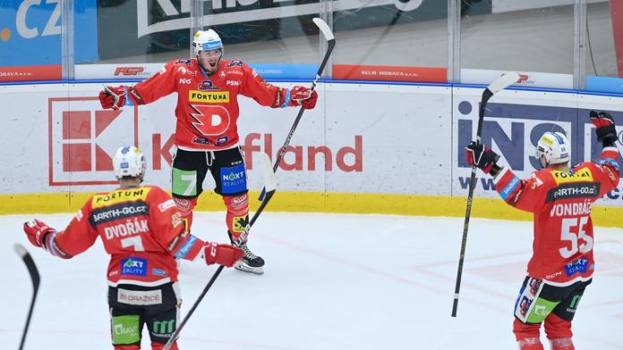 Pardubice jsou v semifinále play-off. Kometa srovnala sérii s Vítkovicemi