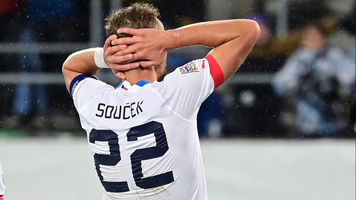 Selhal jsem, litoval Souček penalty. Spoluhráče ale chválil