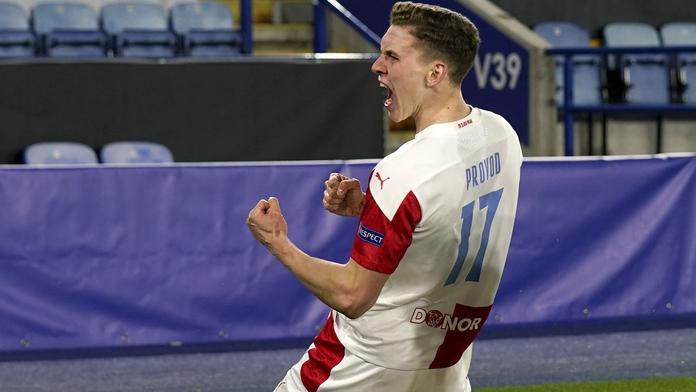 Další pocta pro Provoda. UEFA ho zařadila mezi nej hráče Evropské ligy