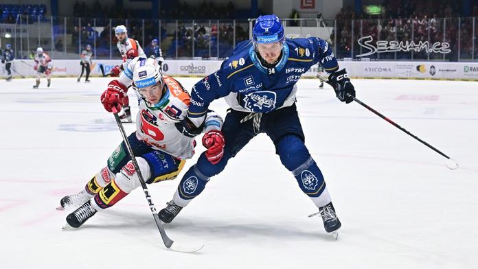 Po snové sezóně do NHL. Nejproduktivnější hráč extraligy míří do Detroitu