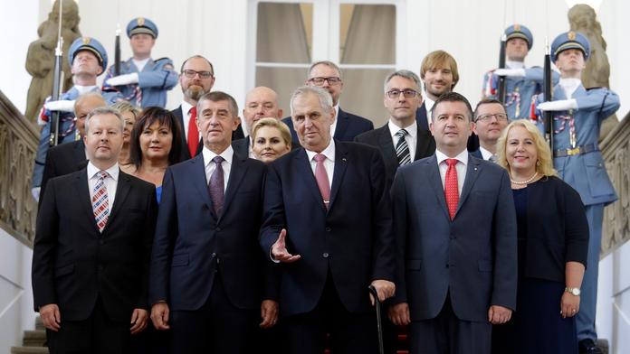 Babišovi ministři nemakají! Zákonů prosadili rekordně málo