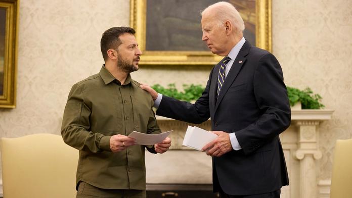 Joe Biden a Volodymyr Zelenskyj